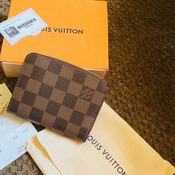 LV Wallet